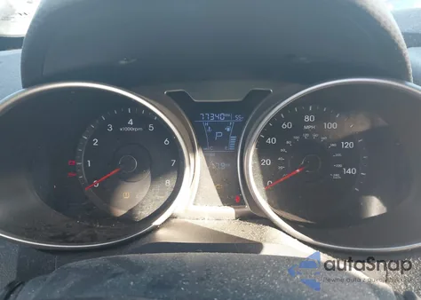 2017 Hyundai Veloster z USA, uszkodzony, nr VIN KMHTC6AD8HU304802